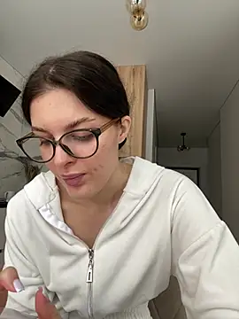 little belucci online show from 01/09/26, 10:18