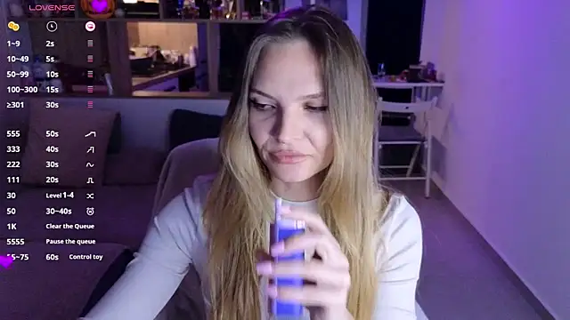  alleyesonme  online show from 11/14/25, 04:38