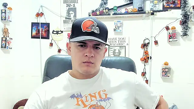 ney 22 online show from 11/01/25, 11:12