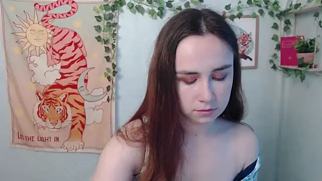 VeryVeryVeryShy  online show from 07/07/26, 06:47