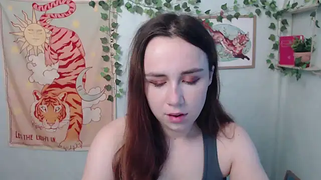 VeryVeryVeryShy  online show from 07/13/26, 05:54