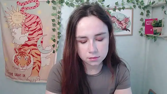 VeryVeryVeryShy  online show from 07/14/26, 05:23