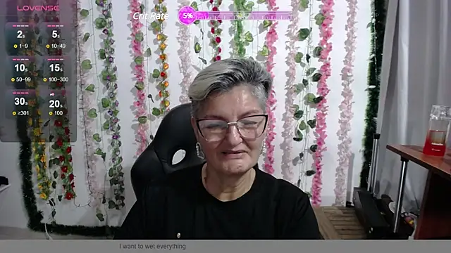 Snapshot of bety-cum2 chatting on 12/06/24, 09:13 bety-cum2 online show from 12/06/24, 09:13