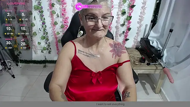 Snapshot of bety-cum2 chatting on 01/07/25, 03:12 bety-cum2 online show from 01/07/25, 03:12