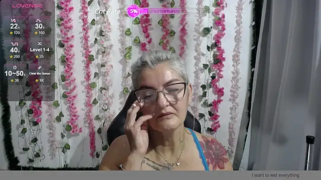Snapshot of bety-cum2 chatting on 01/23/25, 11:48 bety-cum2 online show from 01/23/25, 11:48