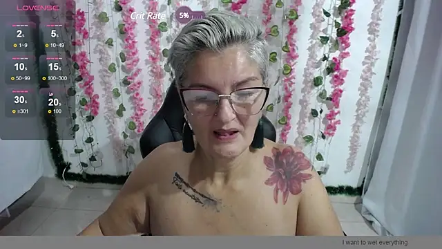 Snapshot of bety-cum2 chatting on 02/01/25, 03:07 bety-cum2 online show from 02/01/25, 03:07