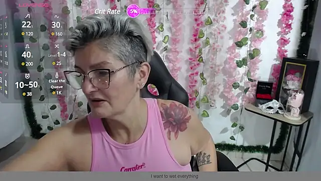 Snapshot of bety-cum2 chatting on 03/07/25, 11:49 bety-cum2 online show from 03/07/25, 11:49