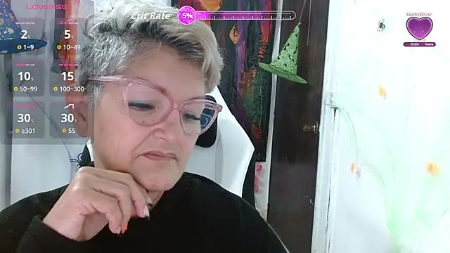 Snapshot of bety-cum2 chatting on 10/10/25, 09:19 bety-cum2 online show from 10/10/25, 09:19