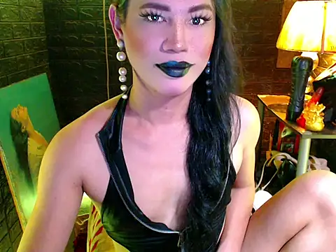 Snapshot of sweetsinner_xx chatting on 07/07/26, 01:48 sweetsinner xx online show from 07/07/26, 01:48