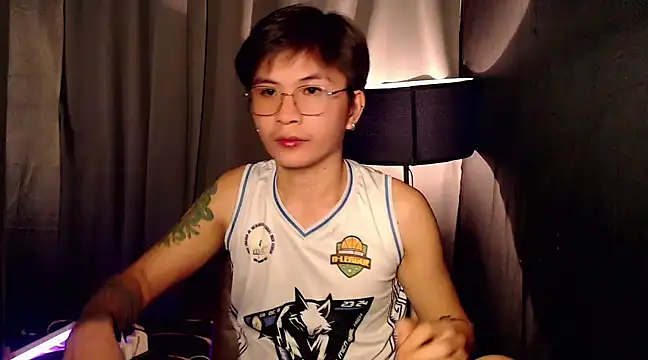 Snapshot of Sexy_Handsome_Drex chatting on 03/12/25, 09:23 Sexy Handsome Drex online show from 03/12/25, 09:23