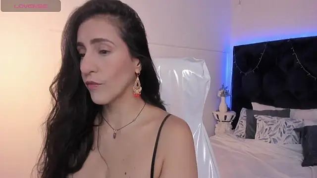 Snapshot of lauren_fit chatting on 02/27/25, 03:05 lauren fit online show from 02/27/25, 03:05