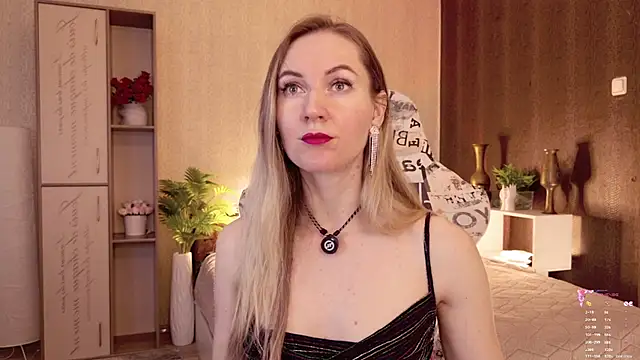 Snapshot of Hello_Lisha chatting on 05/14/26, 08:32 Hello Lisha online show from 05/14/26, 08:32