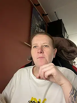 Snapshot of wetgerman_2 chatting on 04/17/26, 02:09 wetgerman 2 online show from 04/17/26, 02:09