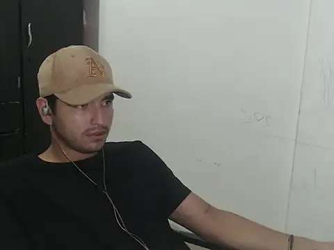 kylian 07 online show from 11/13/25, 02:21