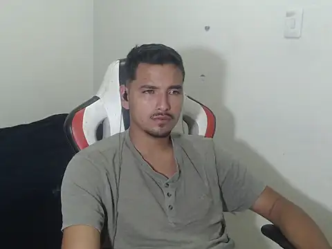 kylian 07 online show from 04/12/26, 03:00