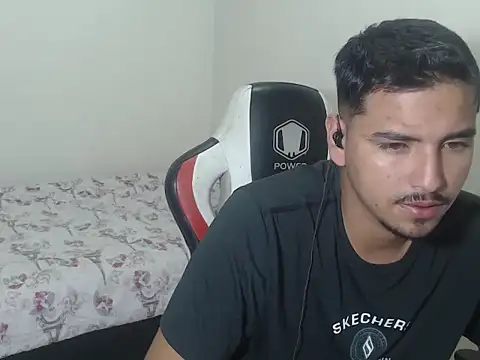 kylian 07 online show from 04/14/26, 02:17