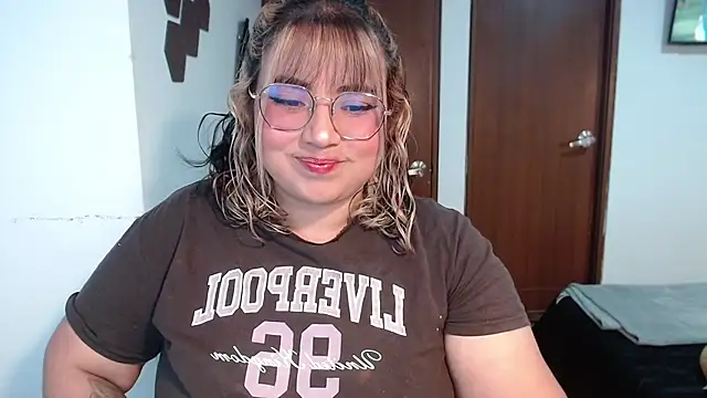 yini angel online show from 05/25/26, 11:11