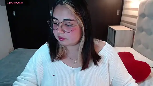 yini angel online show from 07/13/26, 02:47