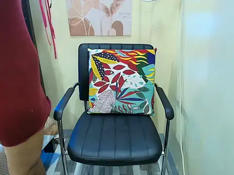 Snapshot of Skinny_regie99xxx chatting on 09/14/25, 11:04 Skinny regie99xxx online show from 09/14/25, 11:04