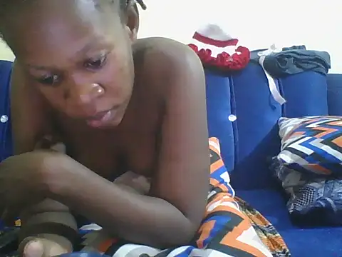 Snapshot of africanpussy22 chatting on 10/24/25, 01:03 africanpussy22 online show from 10/24/25, 01:03