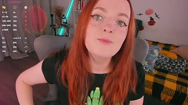 Snapshot of Alice_CutePerv chatting on 11/13/25, 11:03 Alice CutePerv online show from 11/13/25, 11:03