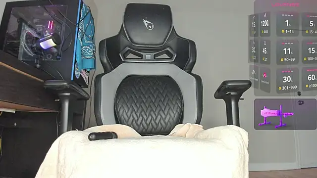 Snapshot of Redjina_Angel chatting on 10/20/25, 01:22 Redjina Angel online show from 10/20/25, 01:22