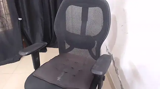 Snapshot of sweet-alia chatting on 02/09/25, 10:53 sweet-alia online show from 02/09/25, 10:53