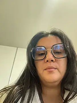 SWEETLILY18 online show from 01/18/25, 03:59