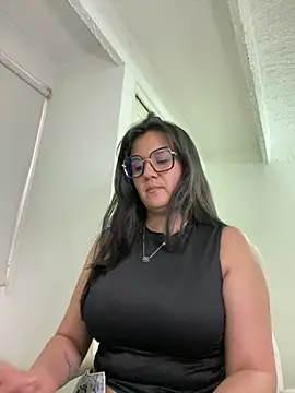 SWEETLILY18 online show from 02/25/25, 10:07