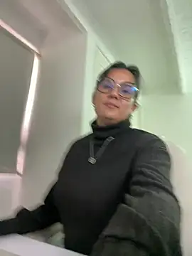 SWEETLILY18 online show from 03/20/25, 09:35