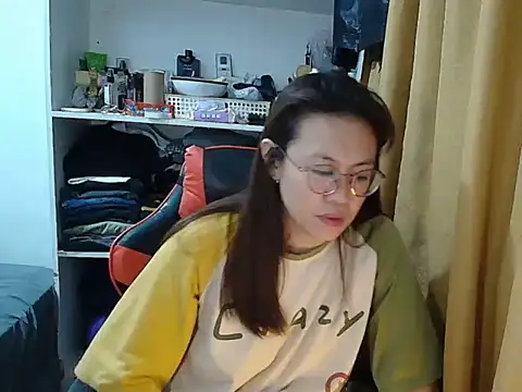 crizzybel online show from 02/15/26, 06:10