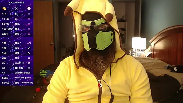 kinkywolf429 online show from 10/31/25, 06:09