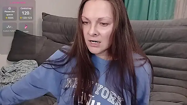 Marla Singerrr online show from 03/05/25, 07:38