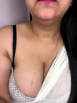 Zoya Varma004 online show from 12/21/25, 02:02