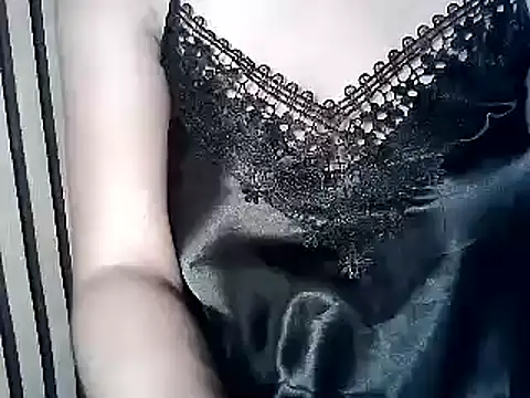 Snapshot of Naughty__Asian chatting on 02/09/25, 01:14 Naughty Asian online show from 02/09/25, 01:14