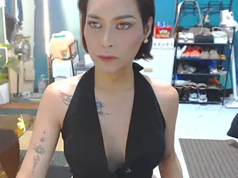 BonaBarrameda online show from 06/30/26, 07:53