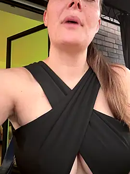 newMichelle online show from 10/06/25, 06:11