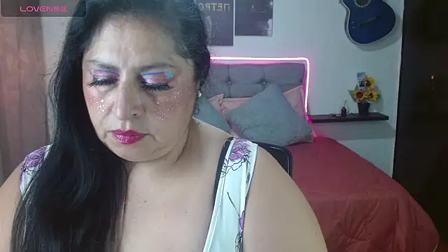 Snapshot of Keyla01_ chatting on 06/20/26, 06:22 Keyla01 online show from 06/20/26, 06:22
