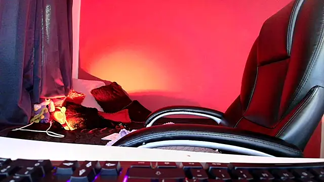 lulubigtitts1 online show from 04/08/26, 03:12