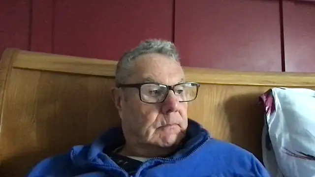 Snapshot of Oldpistolpete chatting on 03/14/25, 09:35 Oldpistolpete online show from 03/14/25, 09:35