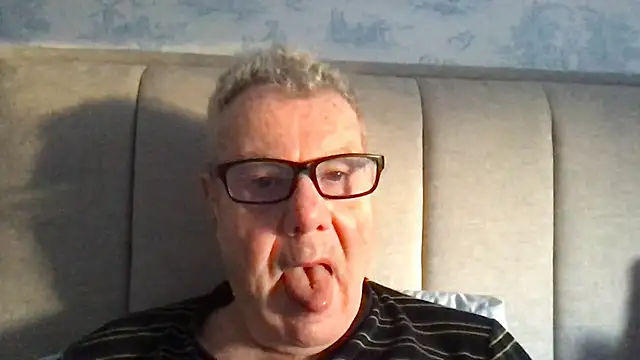 Oldpistolpete online show from 12/19/25, 09:05