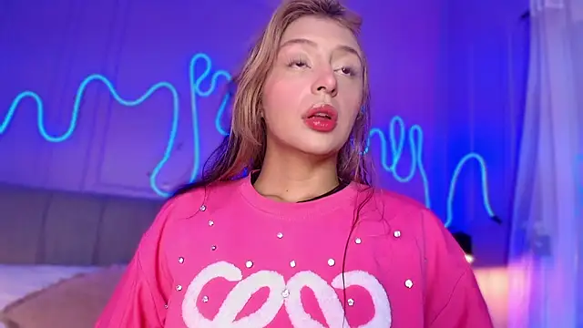 Sofly s online show from 03/19/26, 11:47