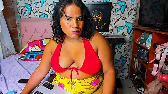 Snapshot of luciana_osorno chatting on 02/10/26, 10:41 luciana osorno online show from 02/10/26, 10:41