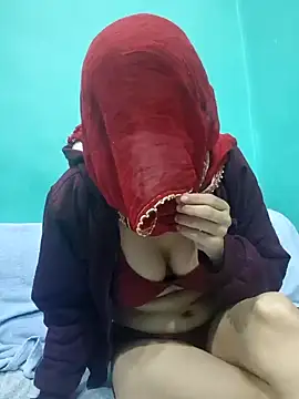 Snapshot of Bully3221 chatting on 09/08/25, 04:28 Bully3221 online show from 09/08/25, 04:28