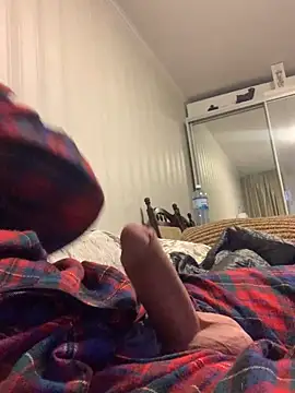 Snapshot of GHsveter chatting on 12/30/24, 01:36 GHsveter online show from 12/30/24, 01:36