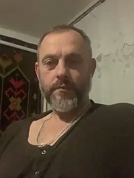 Snapshot of GHsveter chatting on 11/06/25, 10:54 GHsveter online show from 11/06/25, 10:54