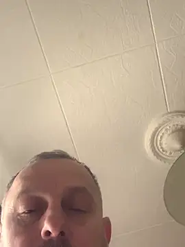 Snapshot of GHsveter chatting on 03/03/26, 11:05 GHsveter online show from 03/03/26, 11:05