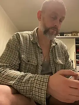 Snapshot of GHsveter chatting on 03/08/26, 08:56 GHsveter online show from 03/08/26, 08:56