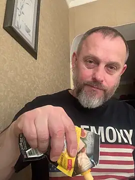 Snapshot of GHsveter chatting on 03/18/26, 10:07 GHsveter online show from 03/18/26, 10:07