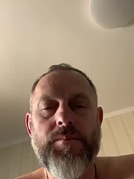 Snapshot of GHsveter chatting on 03/22/26, 09:23 GHsveter online show from 03/22/26, 09:23